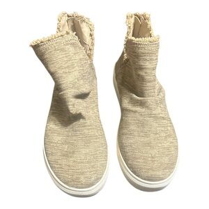 Very G Josie Women's Tan Sneakers Size 9